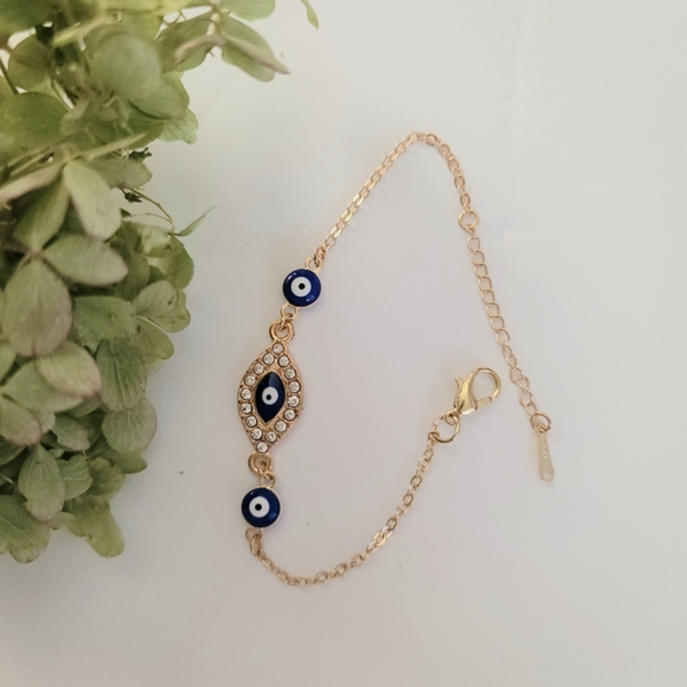New Bracelet Gemstone Evil‎ Eye 7.5" Gold color Blue eyes clear gems NWT